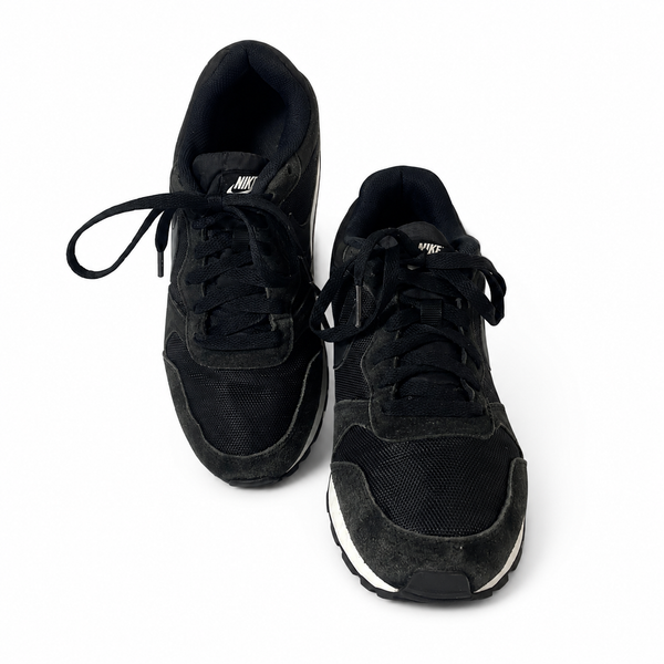 Nike MD Runner 2 — EU 39 — view 2