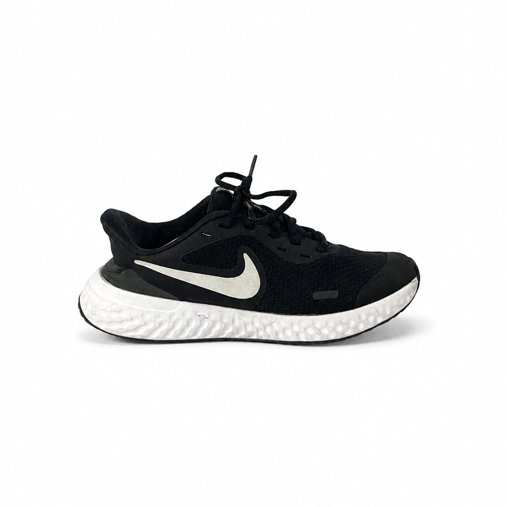Nike Revolution 5 — EU 36.5 — view 1